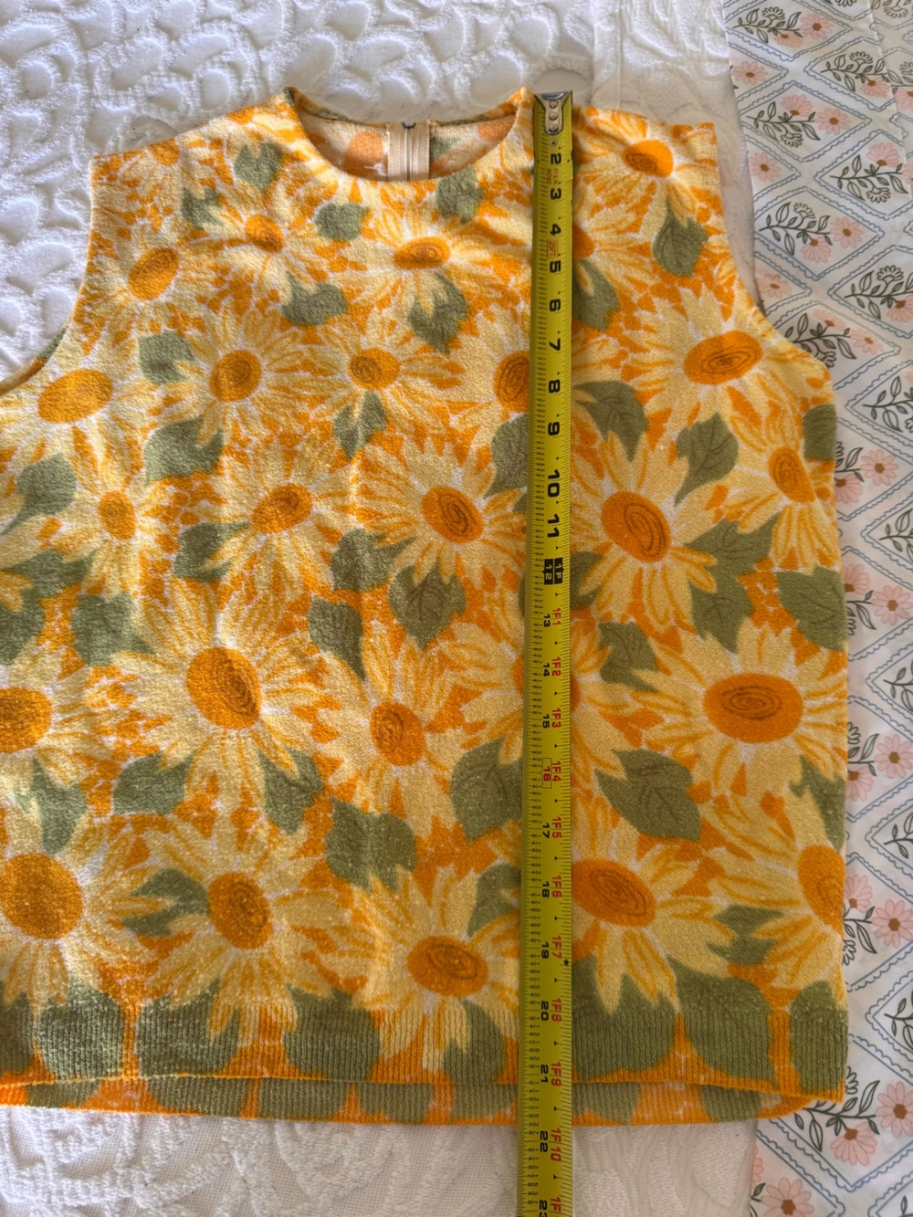 Vintage 60s 70s Daisy Floral Terry Cloth Top Mod Flower Power Small - Picture 9 of 9